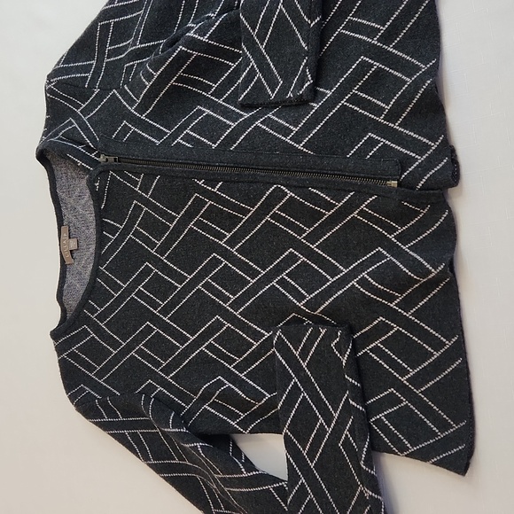 LILLA P Charcoal Gray White Moto Jacket Sweater. Size S - Picture 9 of 12